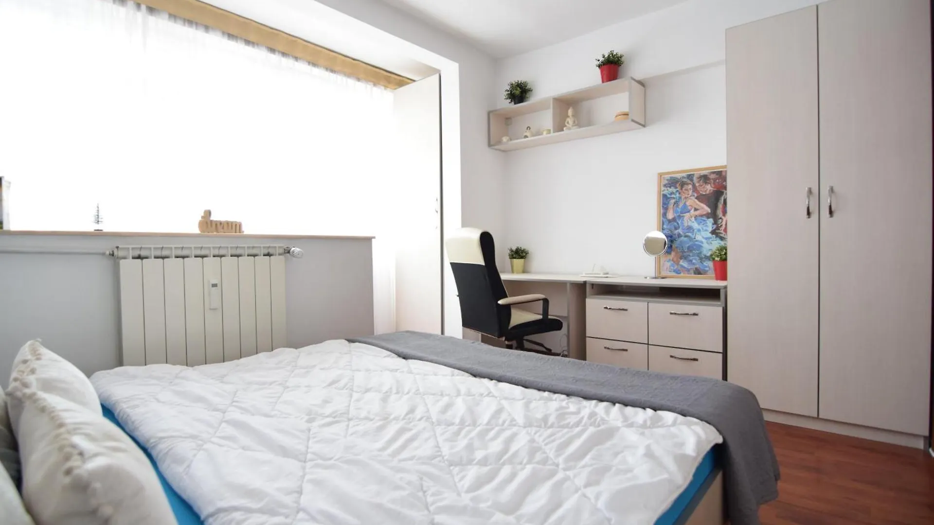 Daire Resedinta Cantemir Bükreş